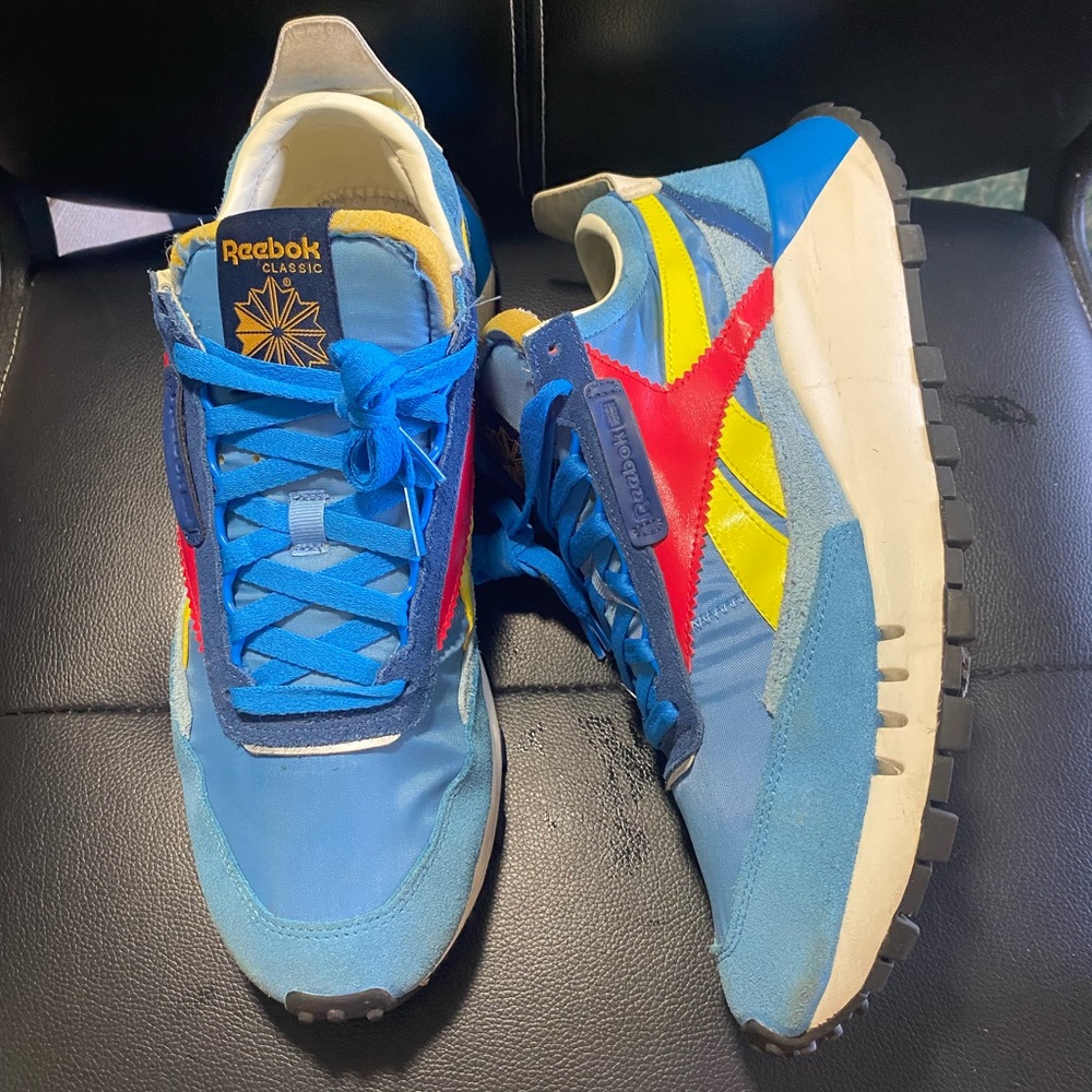 Reebok Classic Leather Legacy Sneakers Blue Red and Yellow Accents Size 11.5 - Picture 2 of 12